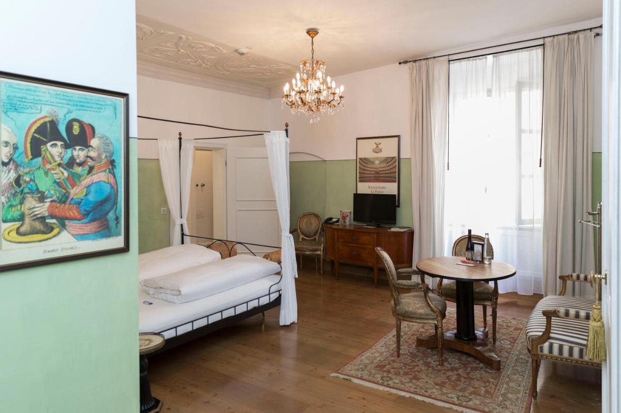 Hotel Orphee - Grosses Haus Regensburg Ngoại thất bức ảnh