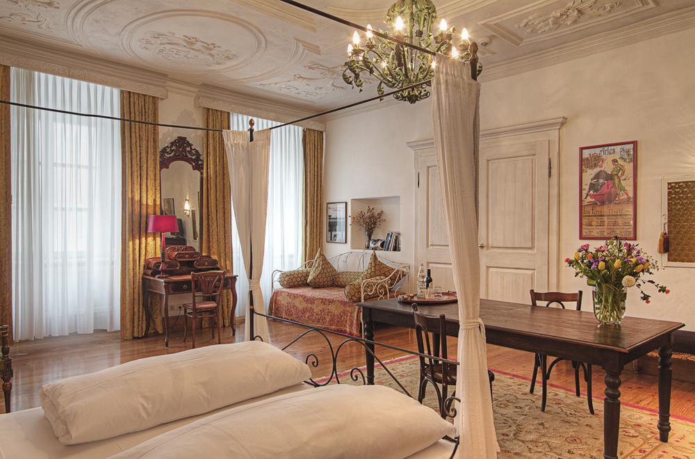 Hotel Orphee - Grosses Haus Regensburg Ngoại thất bức ảnh