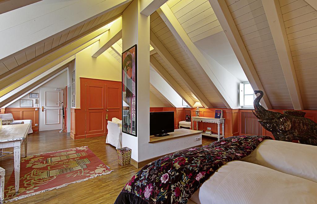 Hotel Orphee - Grosses Haus Regensburg Ngoại thất bức ảnh