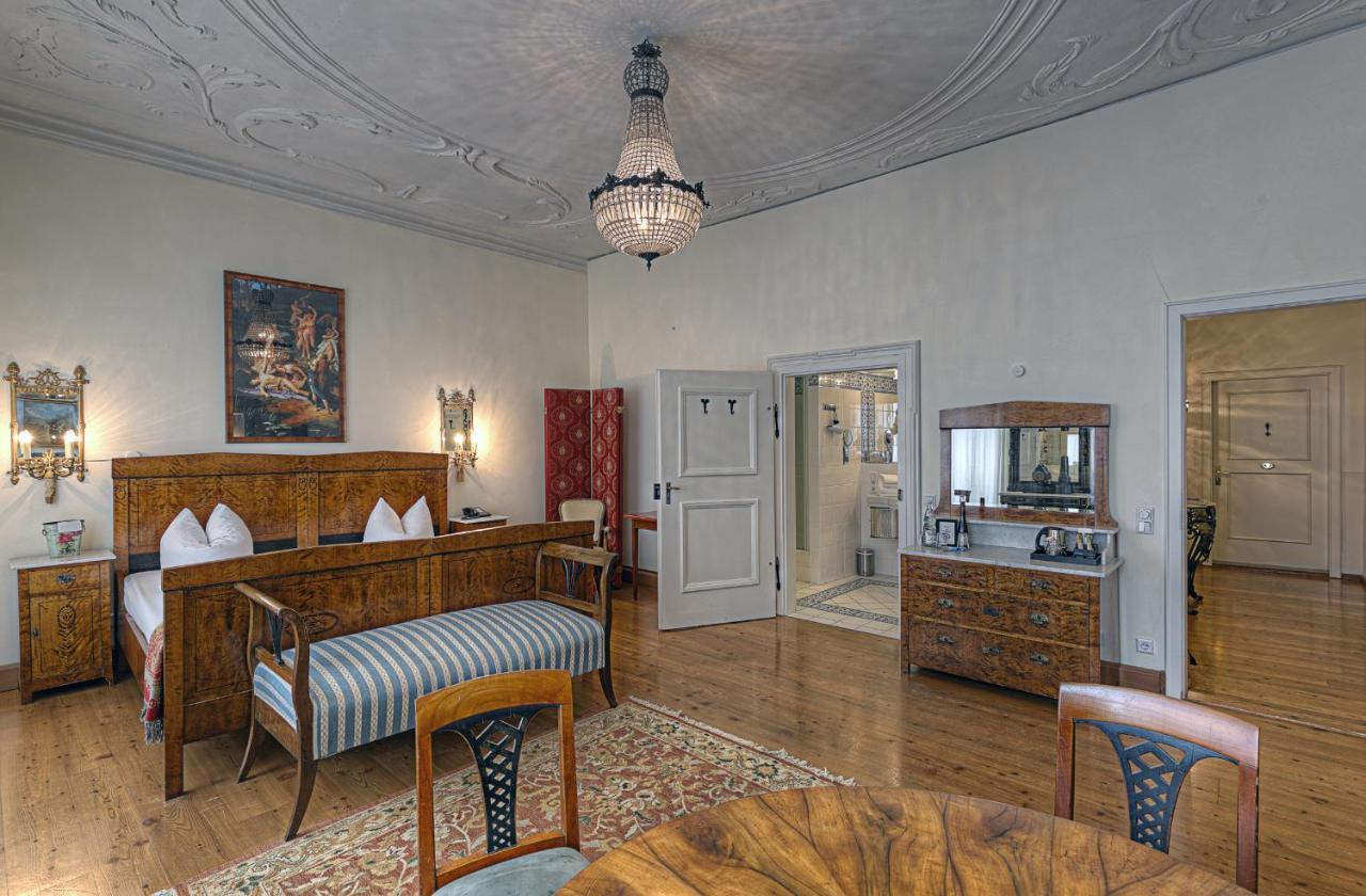 Hotel Orphee - Grosses Haus Regensburg Ngoại thất bức ảnh