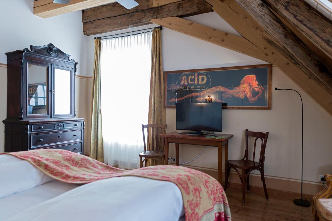 Hotel Orphee - Grosses Haus Regensburg Ngoại thất bức ảnh