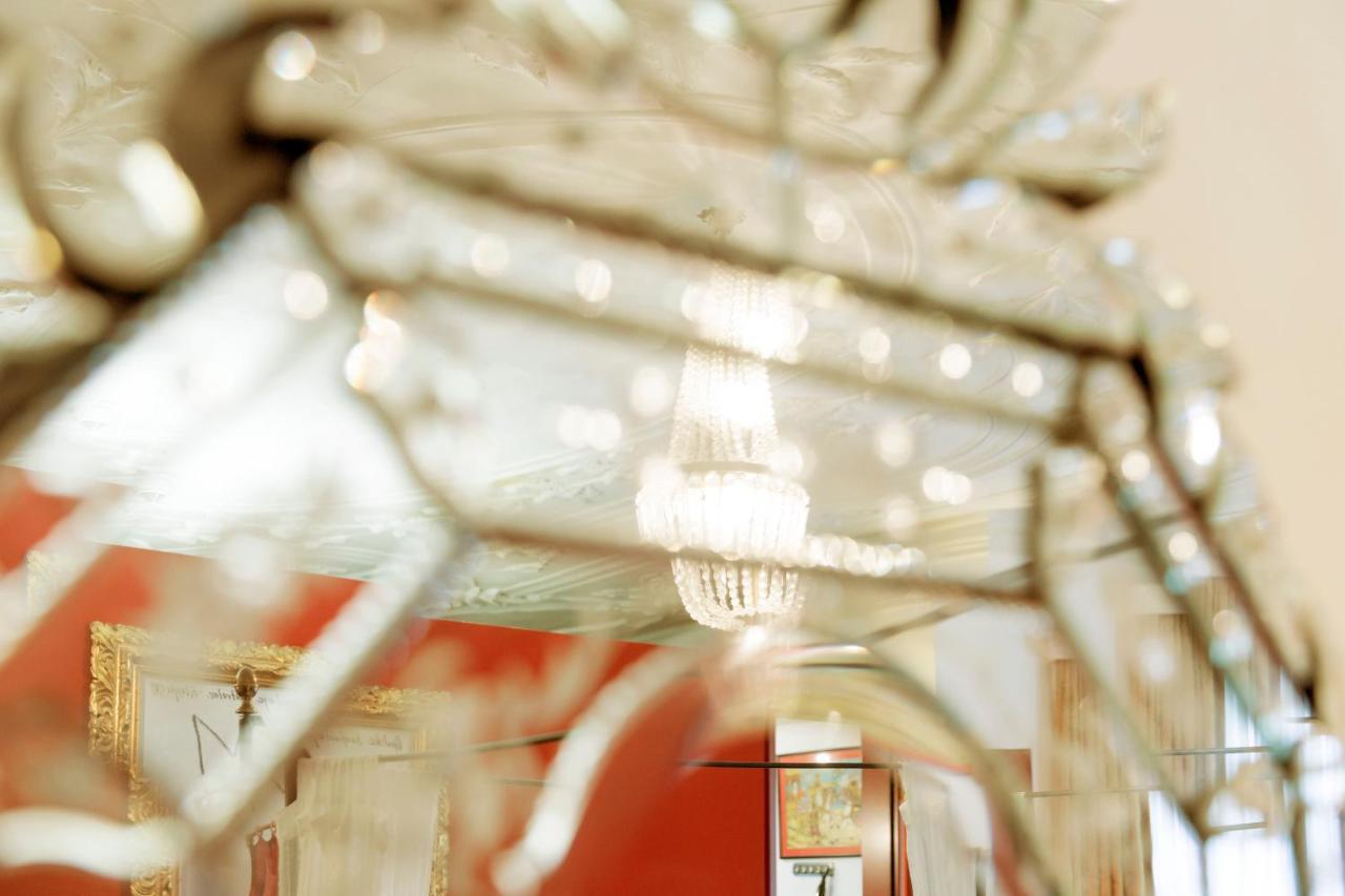 Hotel Orphee - Grosses Haus Regensburg Ngoại thất bức ảnh