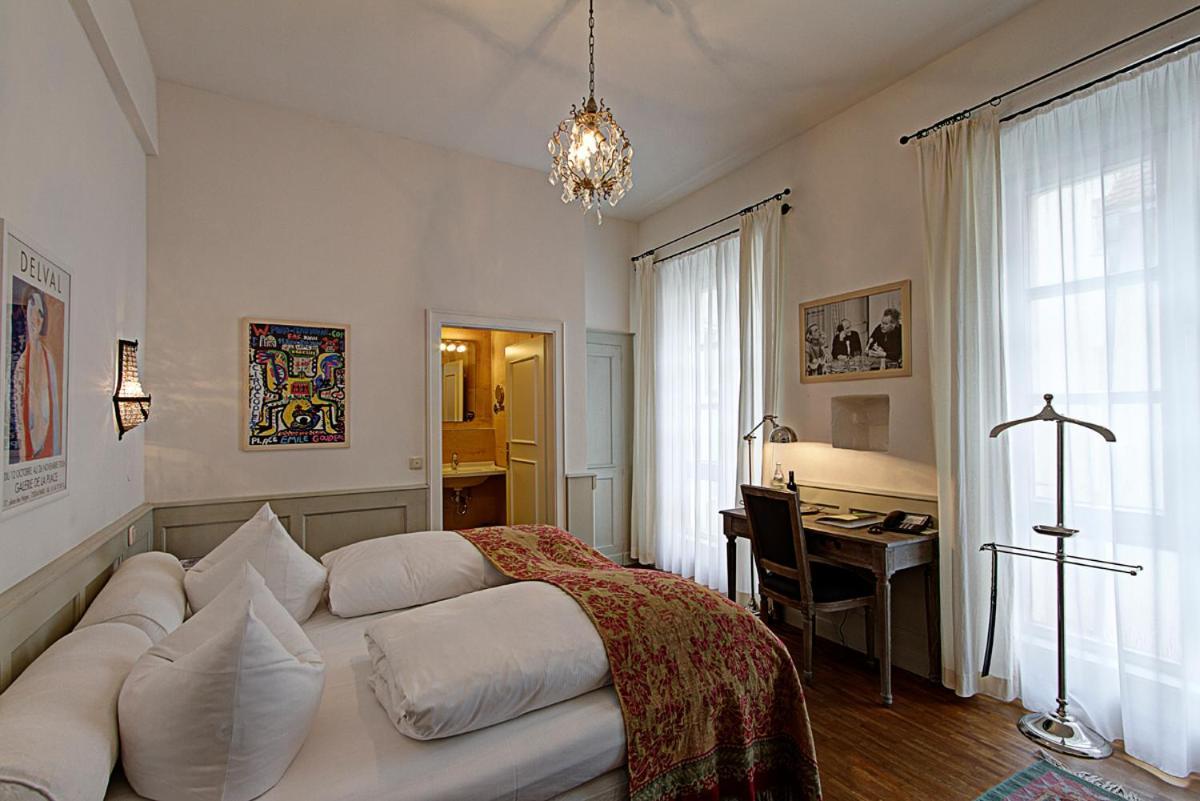 Hotel Orphee - Grosses Haus Regensburg Ngoại thất bức ảnh
